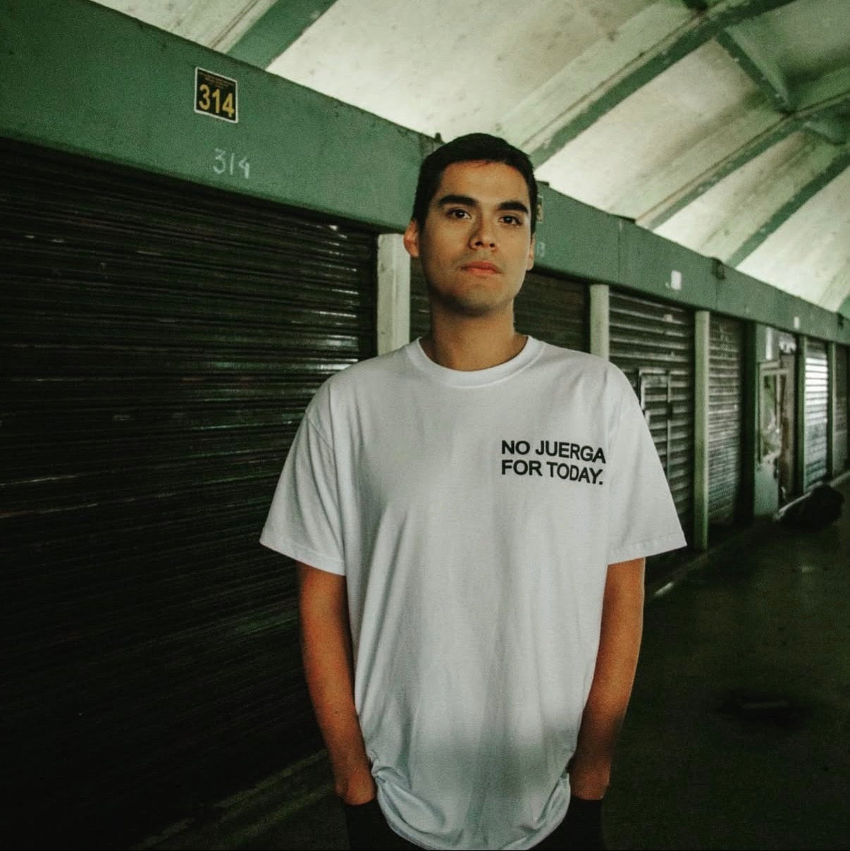 T-shirt NO PARTY FOR TODAY